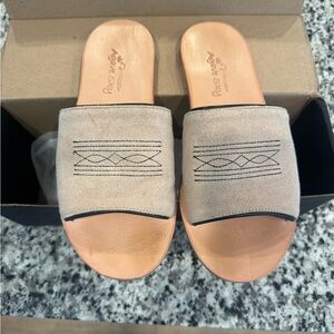 Agave sky western leather Sandals. Size 7